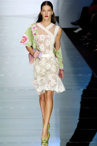 Look 50